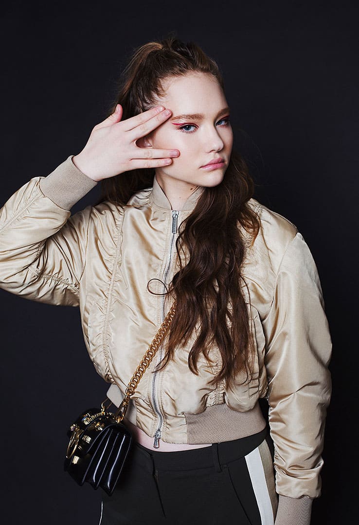 Aleksandra Kiseleva - Pinko